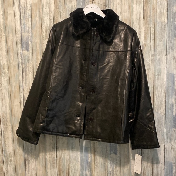 NWT Vintage Albert Duke Women’s 100% Leather Fur Lined Button Up Jacket | Large - Picture 9 of 9